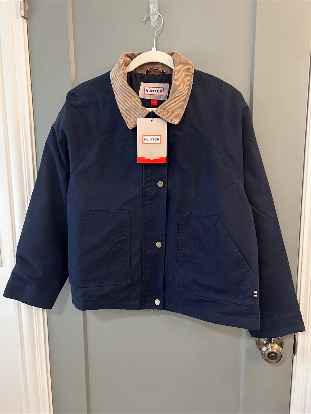 Hunter Navy women’s  Jacket with Tan Corduroy Collar Size large New!